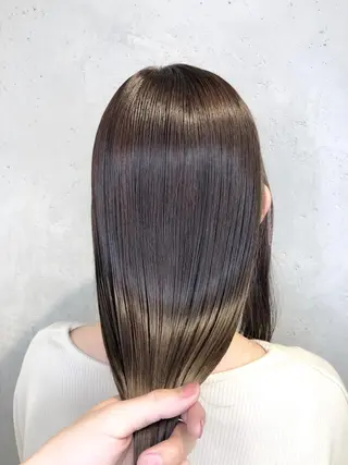 セミロング カラー ヘアアレンジ ｲﾝﾅｰｶﾗｰ屋さん 🫧伊藤拓実のヘアスタイル