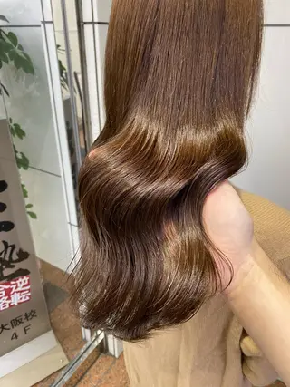 ロング カラー 岩崎 昭憲のヘアスタイル