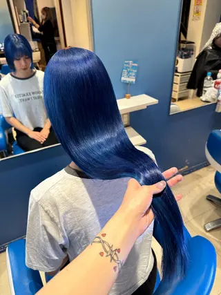 カラー 🍓URARA 🥀最強ハイトーン❤のヘアスタイル