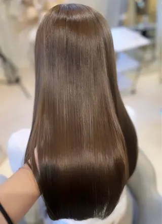 SAKURA 〖ベージュ系カラー〗のヘアスタイル
