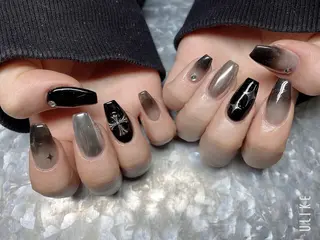 ネイル ネイルサロン Feel円町店のネイルデザイン