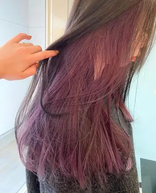 ロング カラー 藤井 貴美子のヘアスタイル