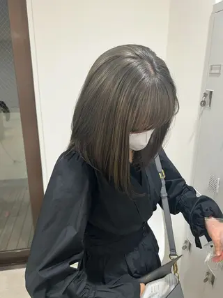 ミディアム カラー 🎵ぷる艶ハイトーン 柔らかヘア🍅まあやのヘアスタイル