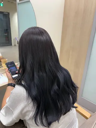 ロング カラー Uni江坂所属・小林⠀ 咲羽のヘアスタイル
