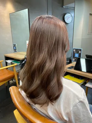 カラー Lmano所属・カノン Lmanoのヘアスタイル