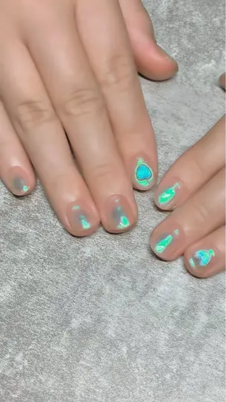 ネイル haleyume所属・shino🌟 痛ネイルのネイルデザイン