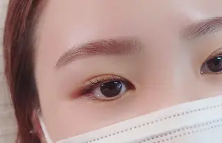 メンズ マツエク・マツパ アイブロウ NAZ eyelash&eyebrow by medical salon所属・NAZ 表参道 Tomokoのマツエク・マツパデザイン