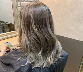 カラー セミロング 西中エリアNo.1✨ 髪質改善ラビマーニのヘアスタイル