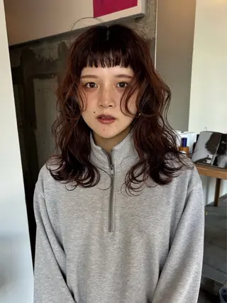 セミロング mirai/ブリーチ ダブルカラーのヘアスタイル