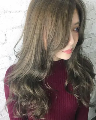 ロング カラー boutique misakiのヘアスタイル