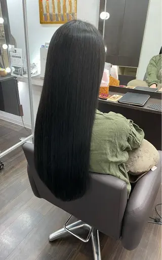 ロング 髪質改善FORMA 💫S.Katohのヘアスタイル