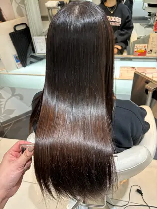 セミロング 髪質改善カラー 清利あやなのヘアスタイル