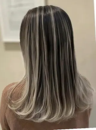 ロング カラー AUBE HARE lilie所属・高井 丈のヘアスタイル