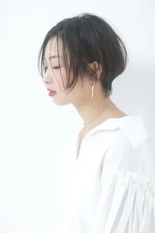 ショート シールエクステ/ ハイトーンカラーのヘアスタイル