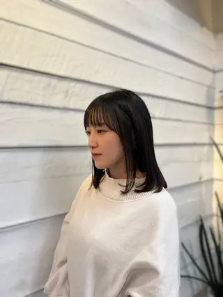 ミディアム 松島 綾子のヘアスタイル