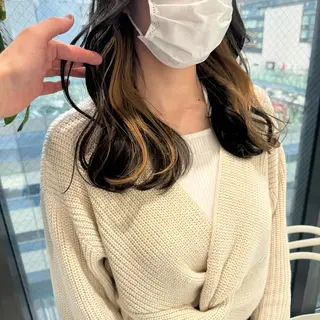 セミロング カラー 韓国スタイル🇰🇷 トレンドレイヤー🪡のヘアスタイル