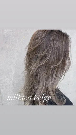 ミディアム カラー レイヤーカット🪽 MARINA🦩のヘアスタイル