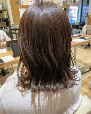ミディアム 🫧顔周りカット 🫧樫村優香のヘアスタイル