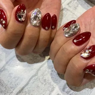 ネイル MADIA所属・momo .のネイルデザイン