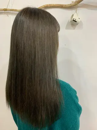 ロング カラー RINKA 琳茄のヘアスタイル