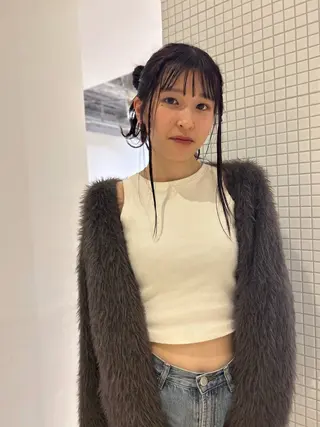ロング カラー HOLIDAYS はなのヘアスタイル
