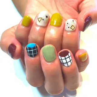 ネイル アンドルーチェ スクールの眉毛・アイブロウイメージ