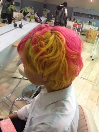 カラー 平尾 拓也のヘアスタイル