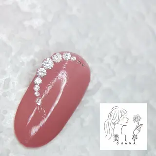 ネイル 美し亭 OHANAのネイルデザイン