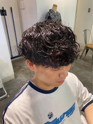 パーマ メンズ パーマ特化/フェザー パーマシャドウ/真生のヘアスタイル
