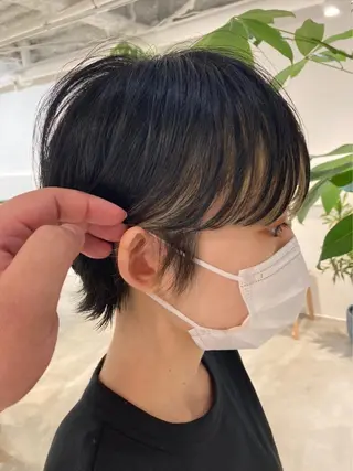ショート カラー レイヤーカットのプロ 大人ヘア宮森貴志のヘアスタイル