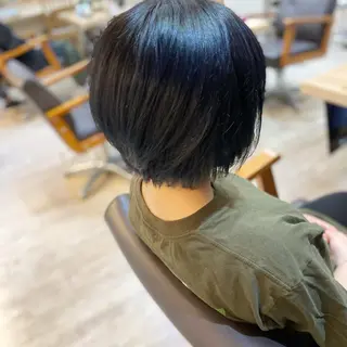 ショート カラー ヨシダ フミノリのヘアスタイル