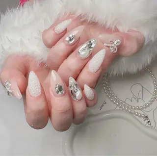 ネイル Lyna Nailのネイルデザイン