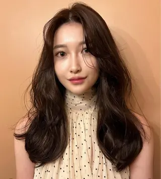 セミロング カラー 渋谷/駅近/徒歩4分 /生田レイのヘアスタイル