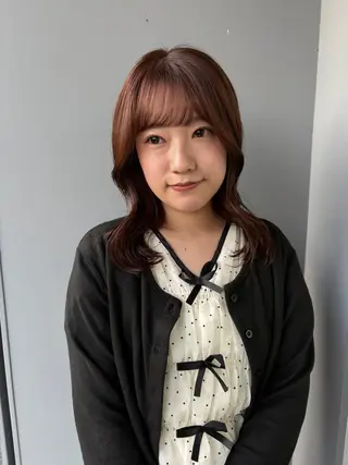 ミディアム Iwama momokaのヘアスタイル