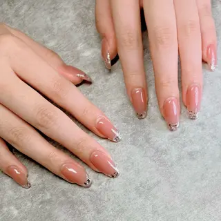 ネイル haleyume所属・shino🌟 痛ネイルのネイルデザイン