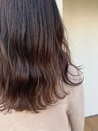 セミロング 中津/柔らかカラー/ ナガオ　イズミのヘアスタイル