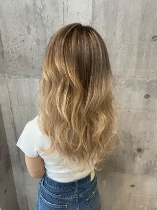 セミロング hair make FOX所属・ﾊｲﾗｲﾄ/ﾚｲﾔｰ ｶｯﾄ/大嶽謙のヘアスタイル
