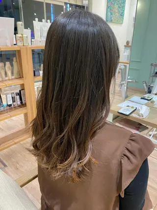 ロング 金山 友香🕊のヘアスタイル