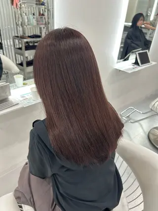 カラー あやめ🪽 オリーブ/ハイトーンのヘアスタイル