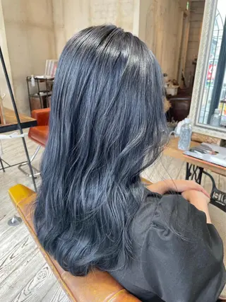 カラー 小村 理音のヘアスタイル