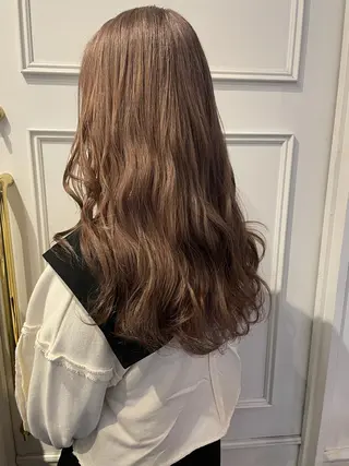 ロング カラー 安藤 佑衣のヘアスタイル