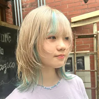 ミディアム 最強デザインカラー/ ブリーチ/アヤミ🌟のヘアスタイル