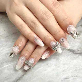 ネイル Lily nailのネイルデザイン
