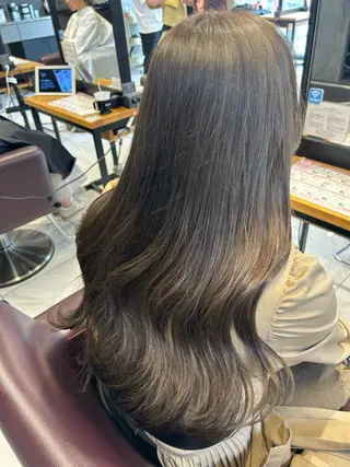 ロング カラー にった みずきのヘアスタイル