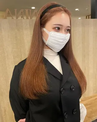 ロング アールバイニーナ所属・R by NINA アールバイニーナのヘアスタイル