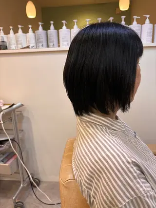 ショート シンセティックヘアデザイン所属・吉井 愛のヘアスタイル