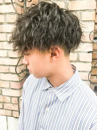 メンズ メンズ特化美容師 ハスイルイのヘアスタイル