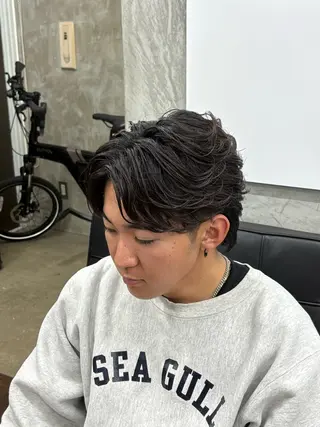 ミディアム パーマ 池田 駿のヘアスタイル