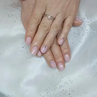 ネイル 金井 奈々のネイルデザイン