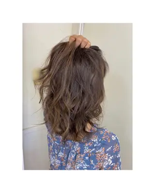 カラー ヘアー    アンド  フェイス  Lien所属・橋口 千裕のヘアスタイル